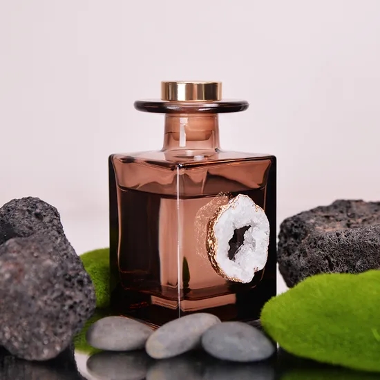 Main categories: Scented Candle, Reed Diffuser, LED Candle,Candle, Candle Gifts, LED Candle, Scented Candle, Soybean Wax Scented Candle etc.One Stop Sustainable WoodenPackaging Solution Manufacturer