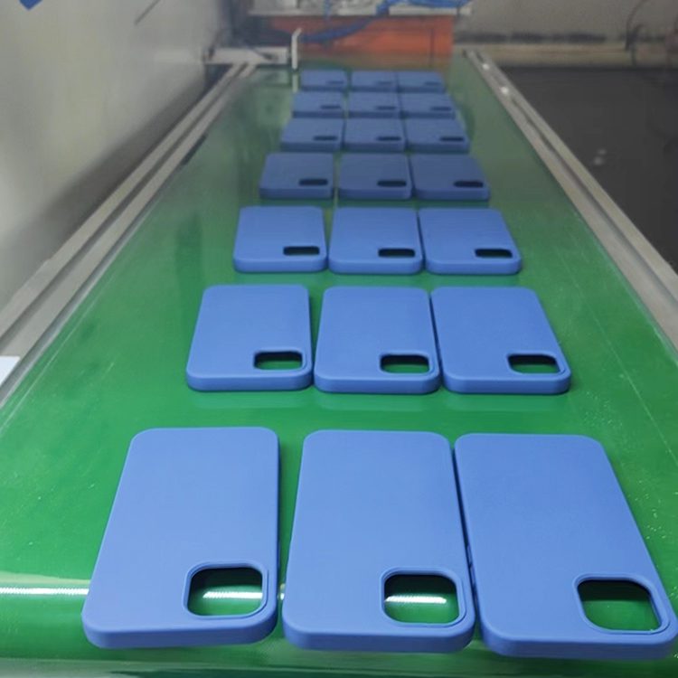 OEM/ODM phone cases and mobile accessories